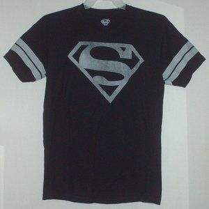 DC Comics Superman black T-shirt - NWOT - size large (42/44)